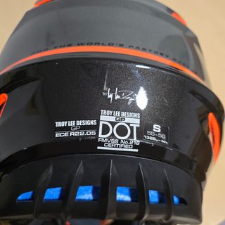 Casco troy lee design