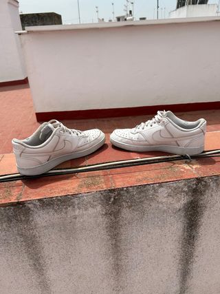 Nike Court Vision Low blancas