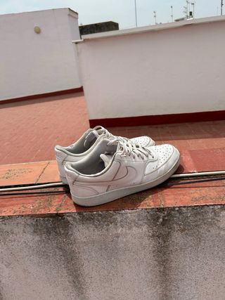 Nike Court Vision Low blancas