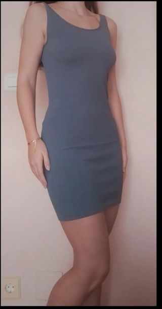 Vestido azul ajustado