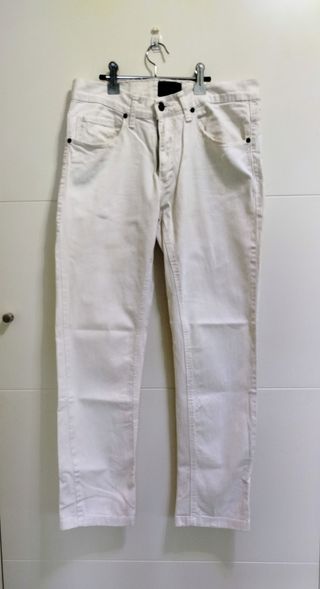 Vaqueros blancos Zara hombre