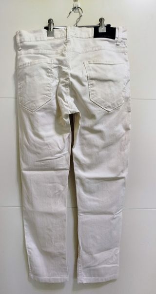 Vaqueros blancos Zara hombre