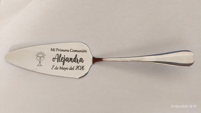 Espátulas personalizadas para tartas comunión.