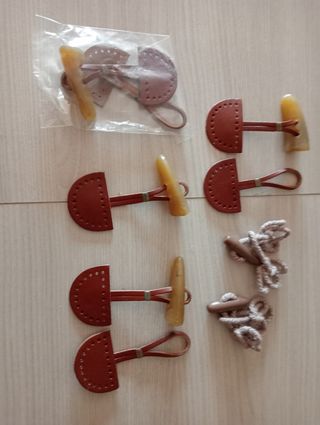 Chiusure a Olivetta in Pelle - 9pz