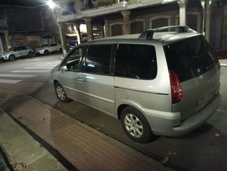 Peugeot 807 2003