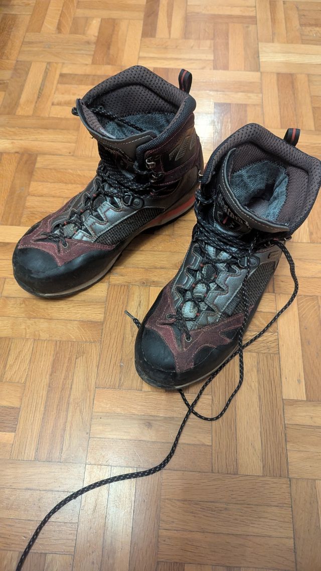 Botas montaña Bestard nº 38