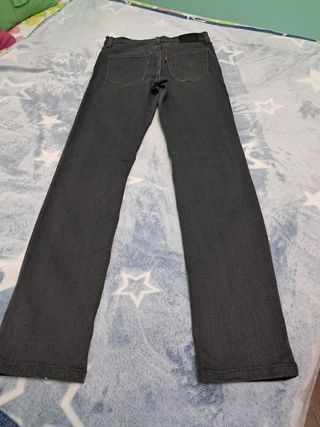 Levi's Vaqueros negros