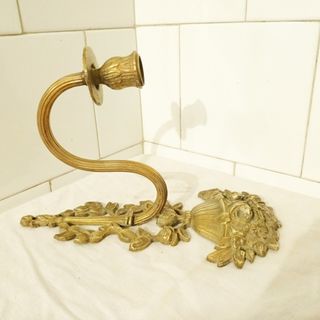 Aplique bronce modernista