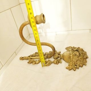 Aplique bronce modernista
