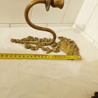 Aplique bronce modernista