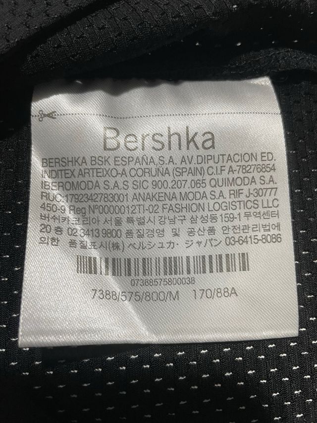 Top corto Bershka negro - Talla M