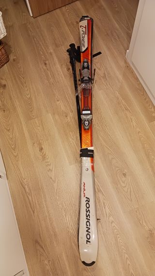 Esquís Rossignol T-Power y bastones