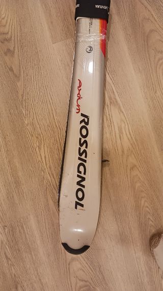 Esquís Rossignol T-Power y bastones