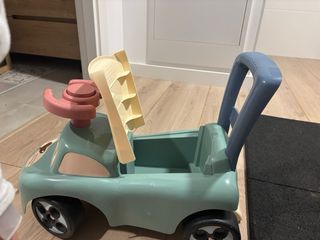 Correpasillos Smoby infantil, sin apenas uso.