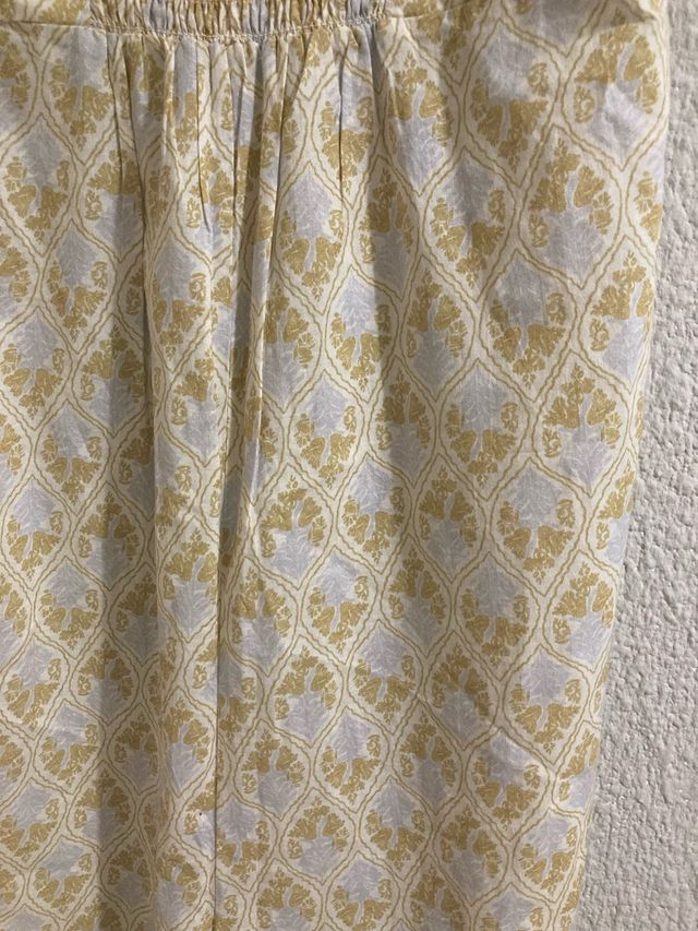 Mono mujer palabra de honor