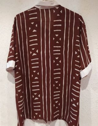 Blusón marrón estampado - Talla 54