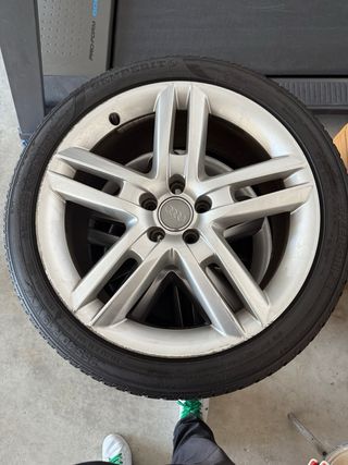 Llantas 19’ Audi A6 Sline originales 2015 con neum