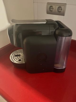 Cafetera Delta Q cápsulas negra