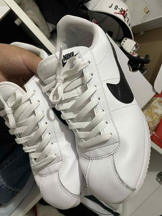 Zapatillas Nike Cortez de segunda mano Madrid en WALLAPOP