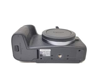 camara digital evil canon eos r