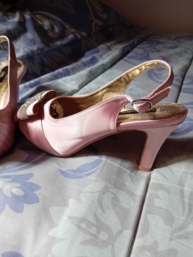 Zapatos rosa tacón, sin usar