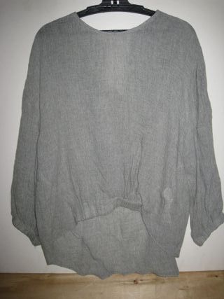 Blusa Zara Woman gris talla S
