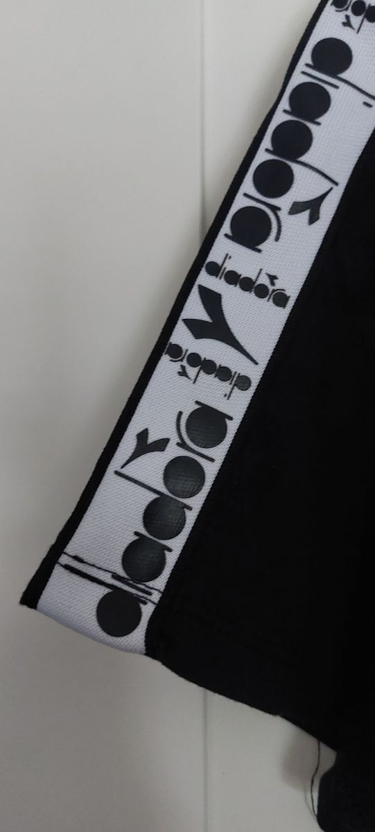 Maglietta Diadora nera tg.XS Veste anche S