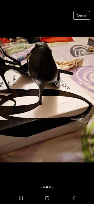 Zapatos negros tacón aguja