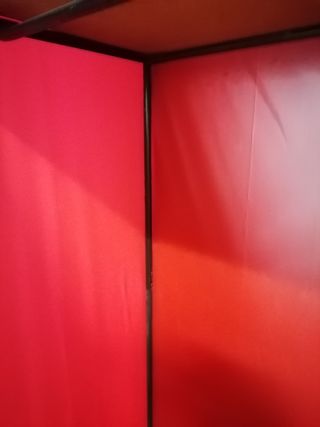Armario tipo cabina telefónica