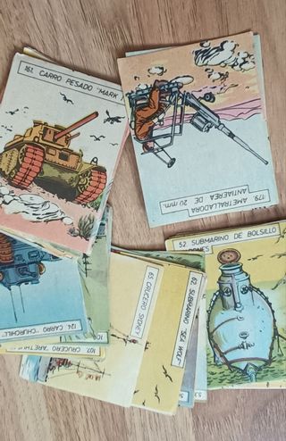 Pack lote de cromos antiguos de guerra.