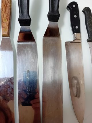 Cuchillos cocina + jamoneros - 6 piezas