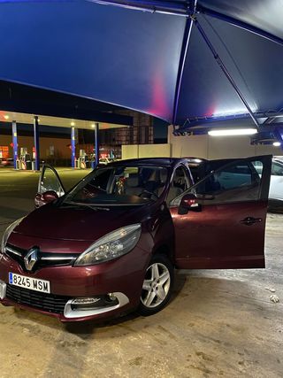 Renault Grand Scenic 2013