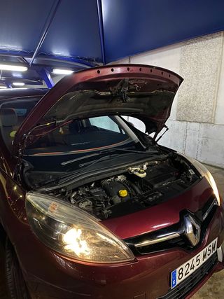 Renault Grand Scenic 2013