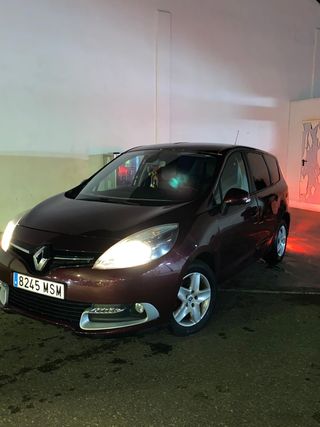 Renault Grand Scenic 2013