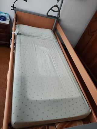 Cama articulada INVA MEDLEY usada