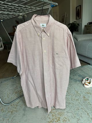 Camisa manga corta Lacoste rosa, talla 40.