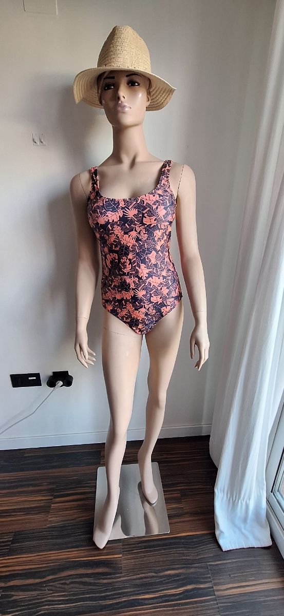 Bañador negro y naranja floreado