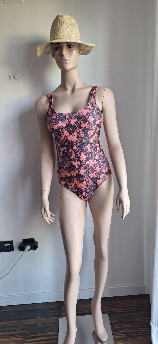 Bañador negro y naranja floreado