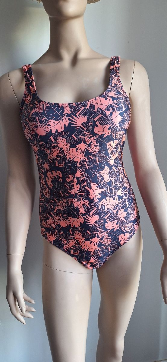 Bañador negro y naranja floreado