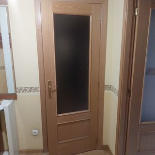 Puerta interior madera maciza