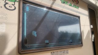 Ventanas de  caravana y autocaravana Polyplastic