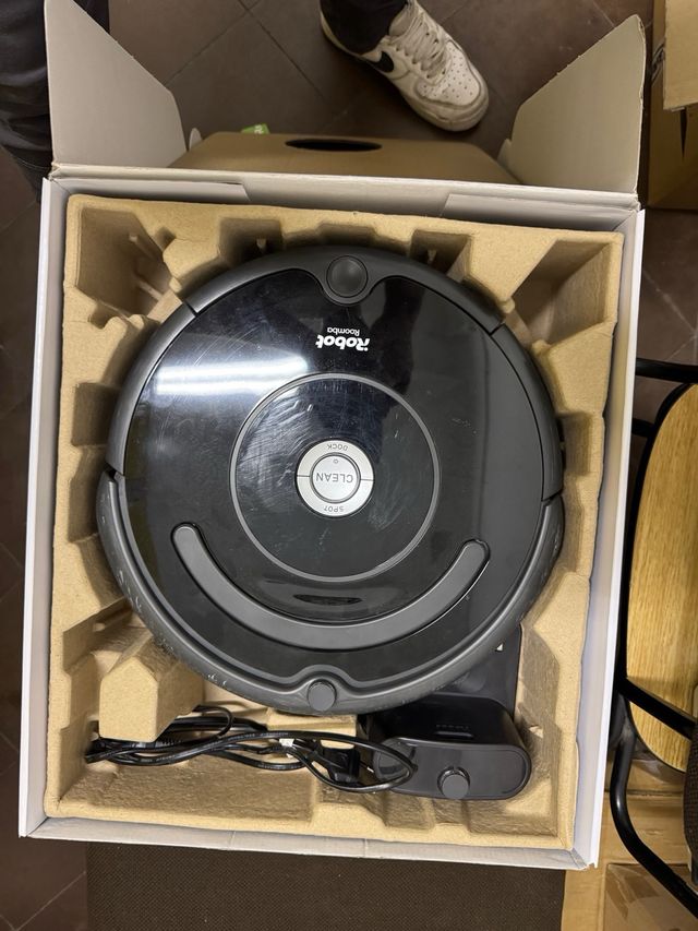 Roomba 671 iRobot - Robot aspirapolvere