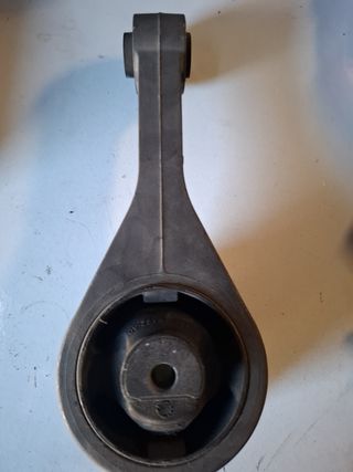 FORD FIESTA MK4,PUMA,soporte caja cambio