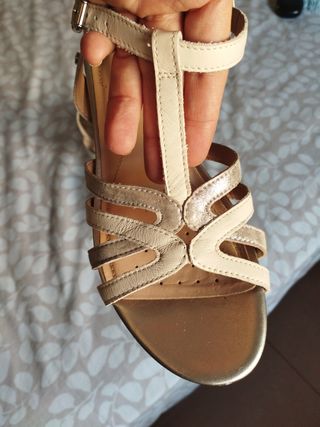 Sandalias Geox beige-plata