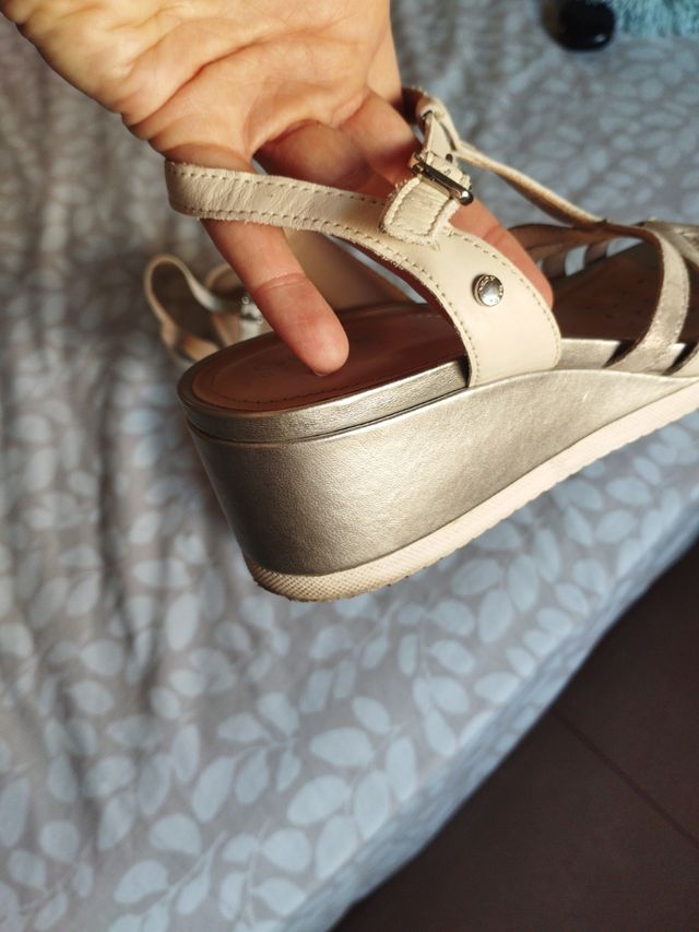 Sandalias Geox beige-plata