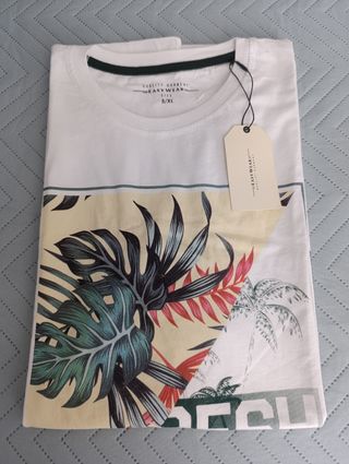Camisetas manga corta.