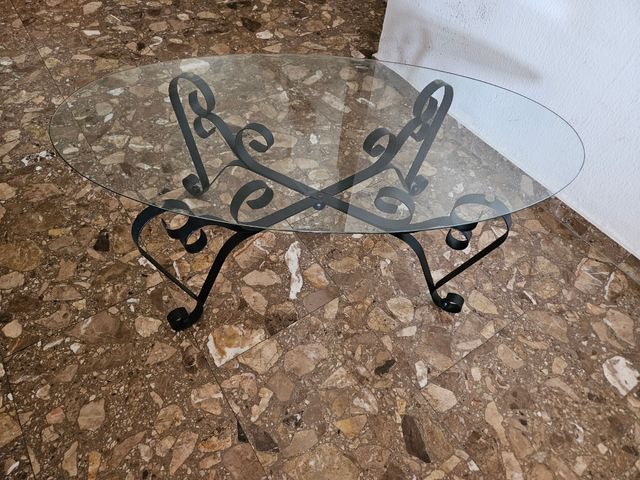 MESA DE CRISTAL REDONDA DE COLOR NEGRO