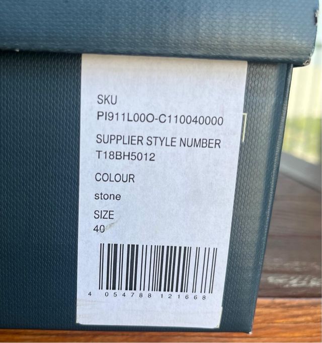 Sandalias beige Pier One tacón