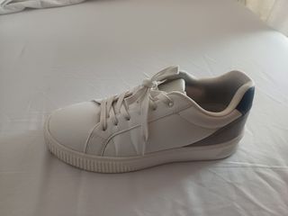 Zapatillas Zara blancas y grises - 41