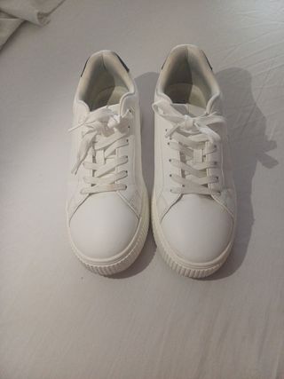 Zapatillas Zara blancas y grises - 41
